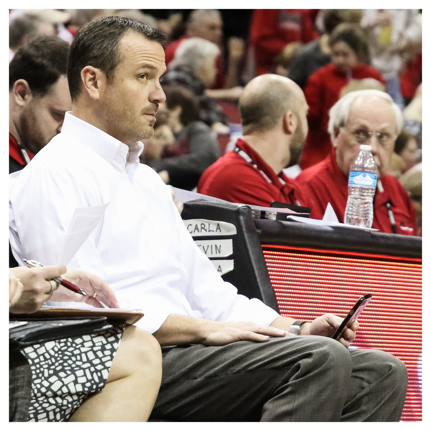 Jeff Walz, cell phone peek